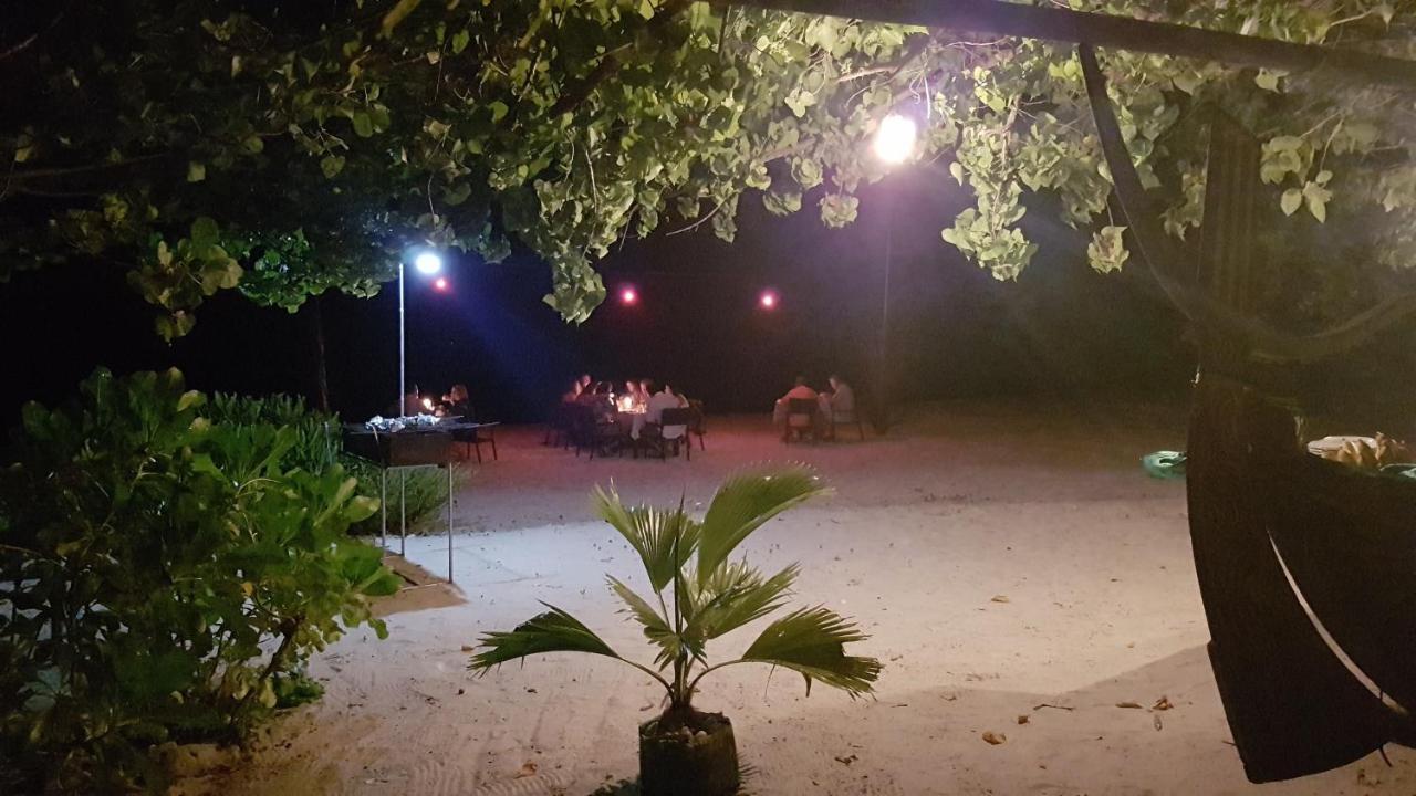 Beach Star Maldives Hotel Hangnaameedhoo Eksteriør billede
