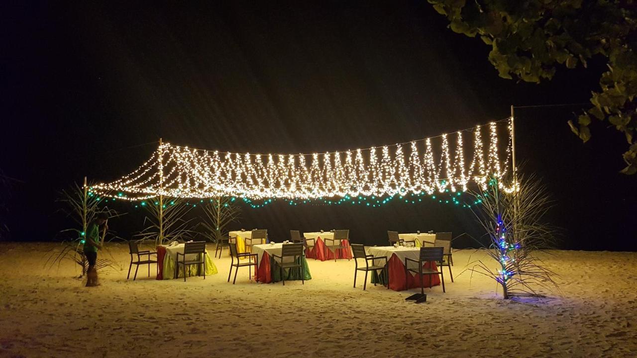 Beach Star Maldives Hotel Hangnaameedhoo Eksteriør billede